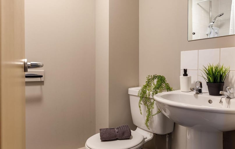 Linekar Road, City Centre, Leicester - Image 1